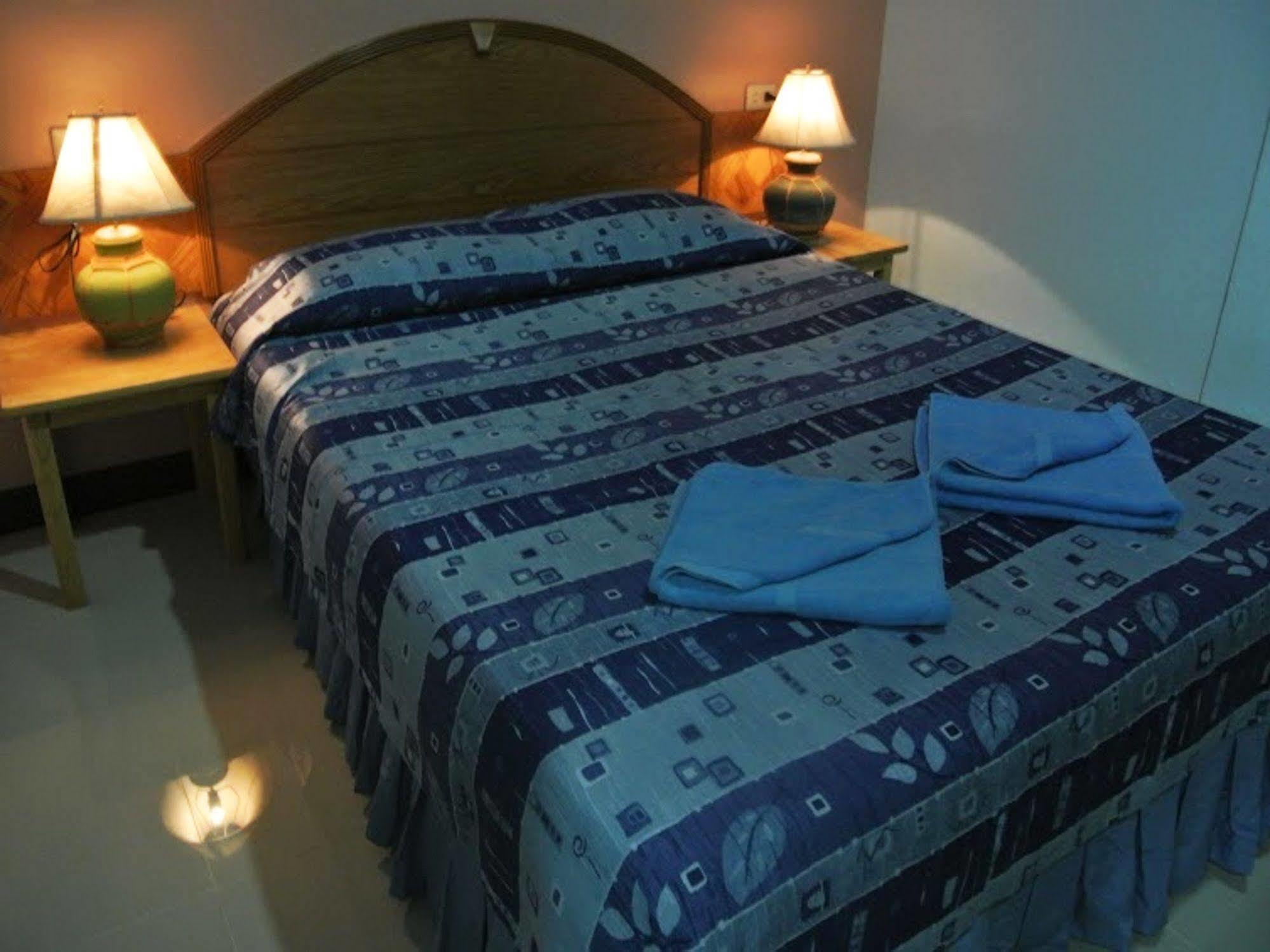 Silla Patong Hostel Exteriér fotografie