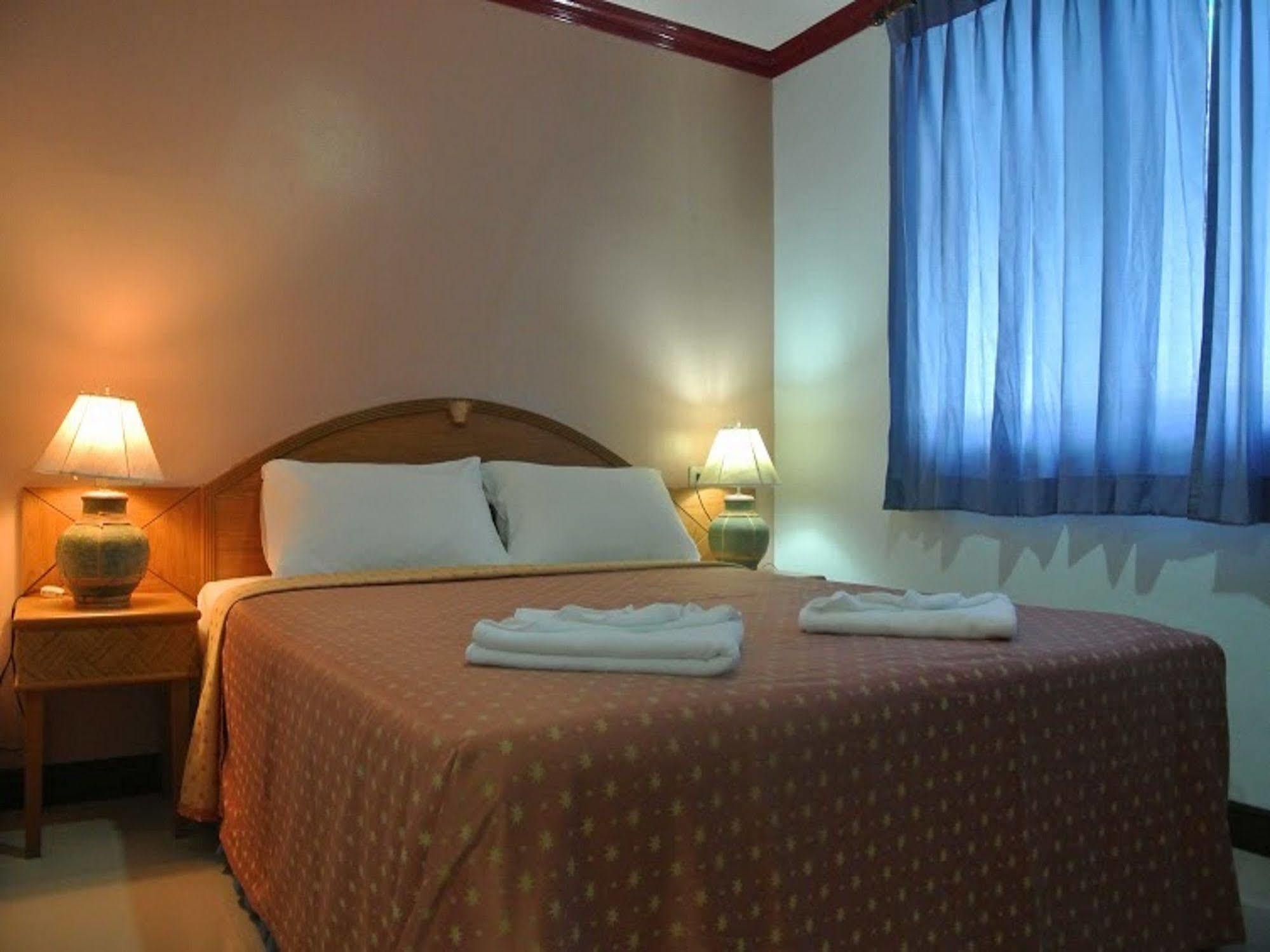 Silla Patong Hostel Exteriér fotografie